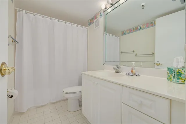 $2,750 | 7430 Sunshine Skyway Lane South, Unit 704, St. Petersburg, FL 33711