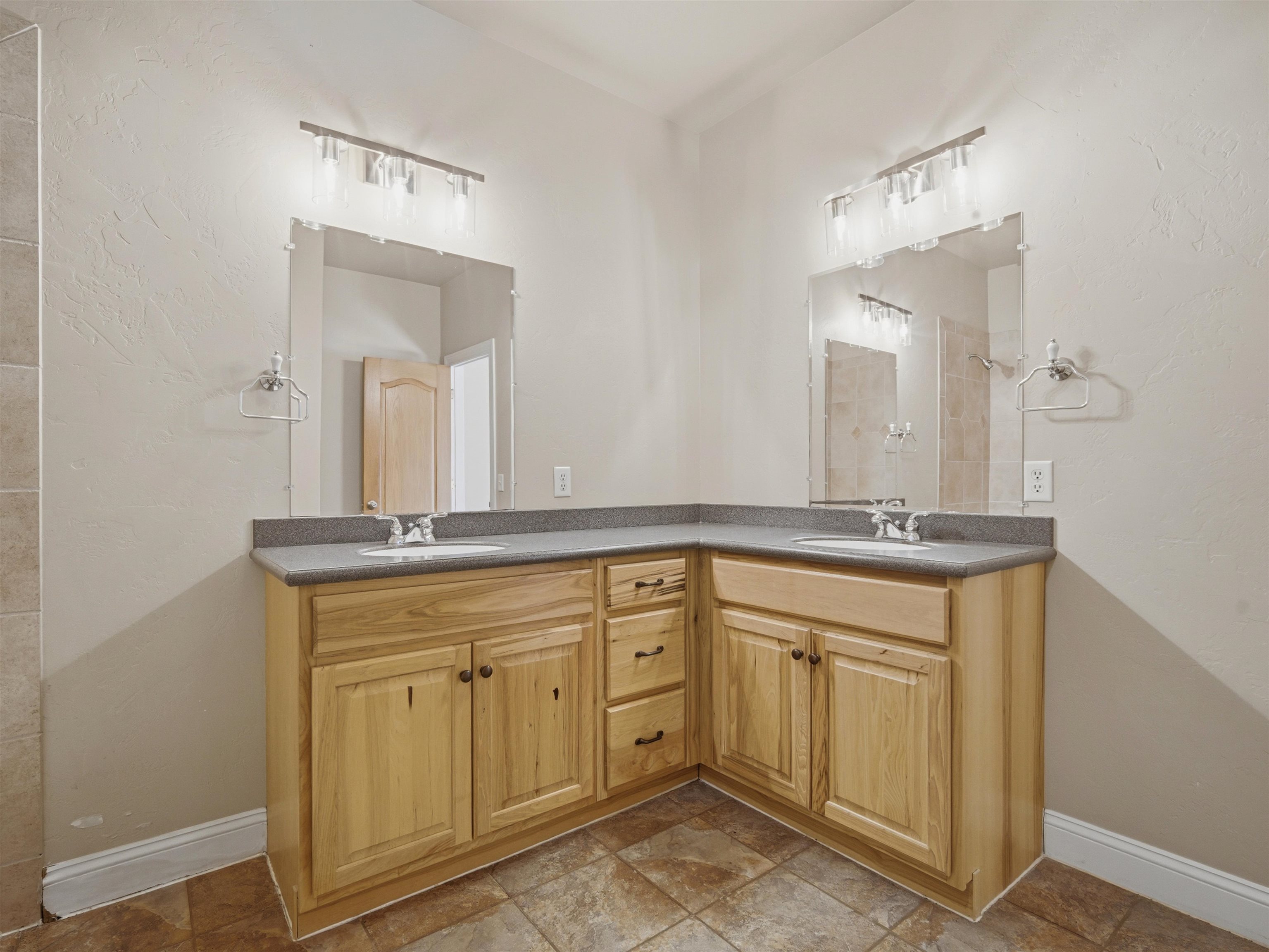 2215 Renaissance Boulevard Grand Junction, CO 81507 - Photo 13 of 22