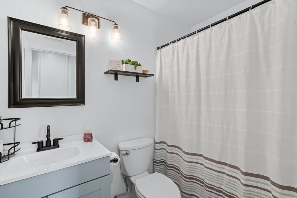 813 Sunningdale Drive Oceanside, CA 92057 - Photo 24 of 33