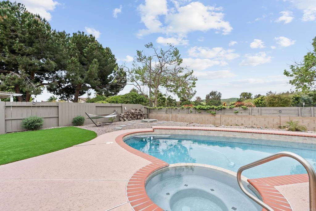 813 Sunningdale Drive Oceanside, CA 92057 - Photo 25 of 33