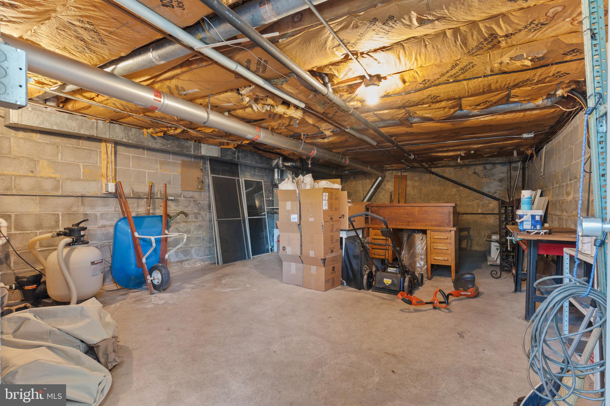 329 Tunbridge Road Baltimore, MD 21212 - Photo 55 of 76 a view of a storage room with a lot of stuff