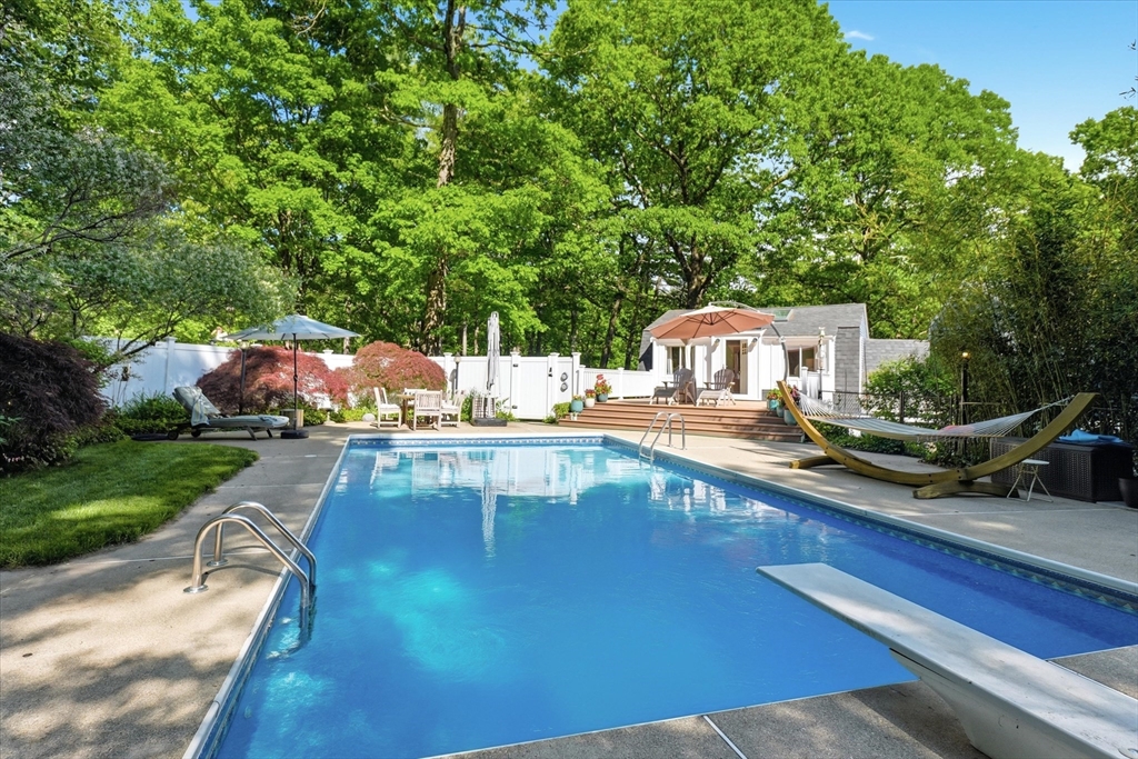 123 Washington Street Boxford, MA 01921 - Photo 25 of 42