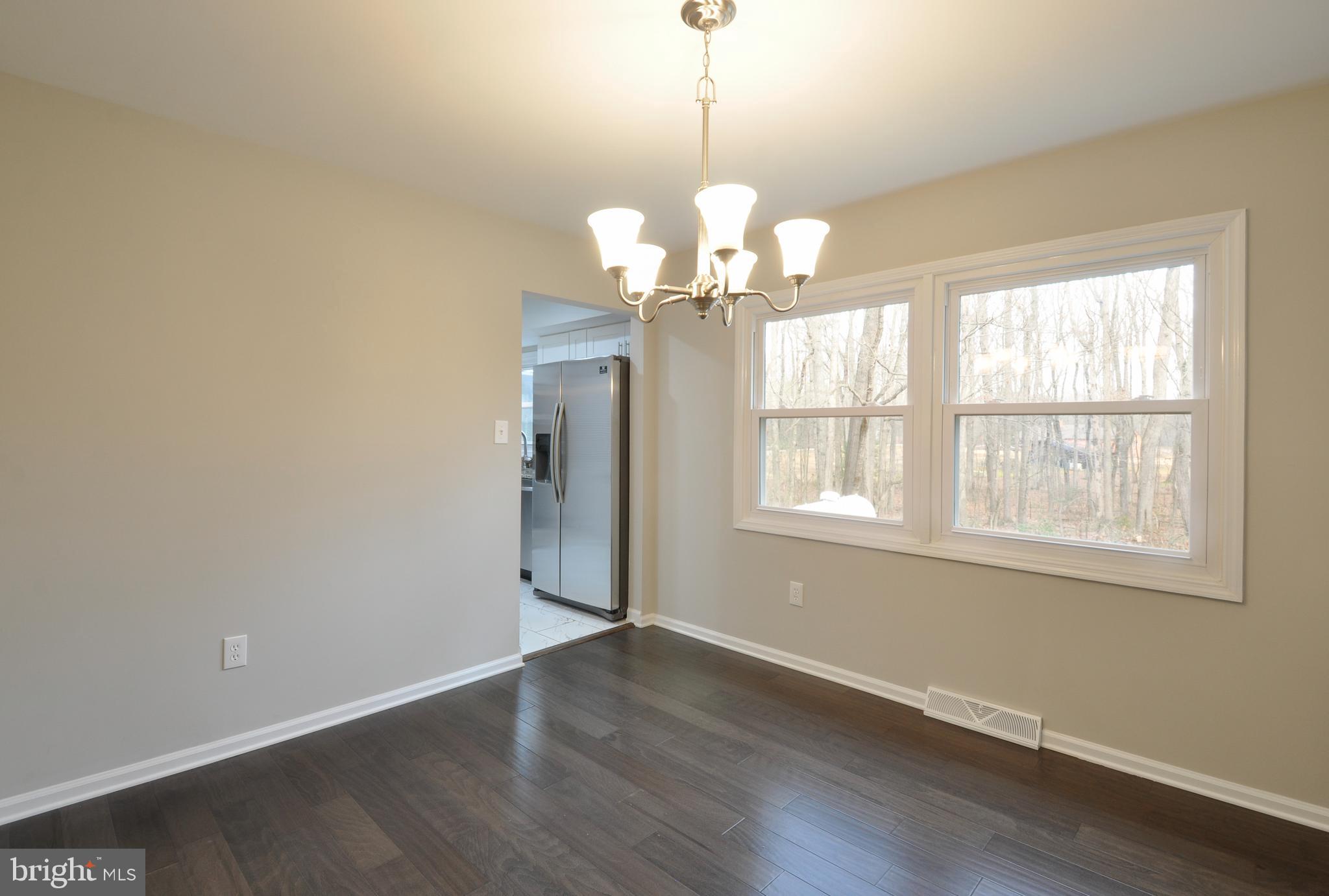 4018 Ensors Shop Road Midland, VA 22728 - Photo 11 of 41 Dining Room