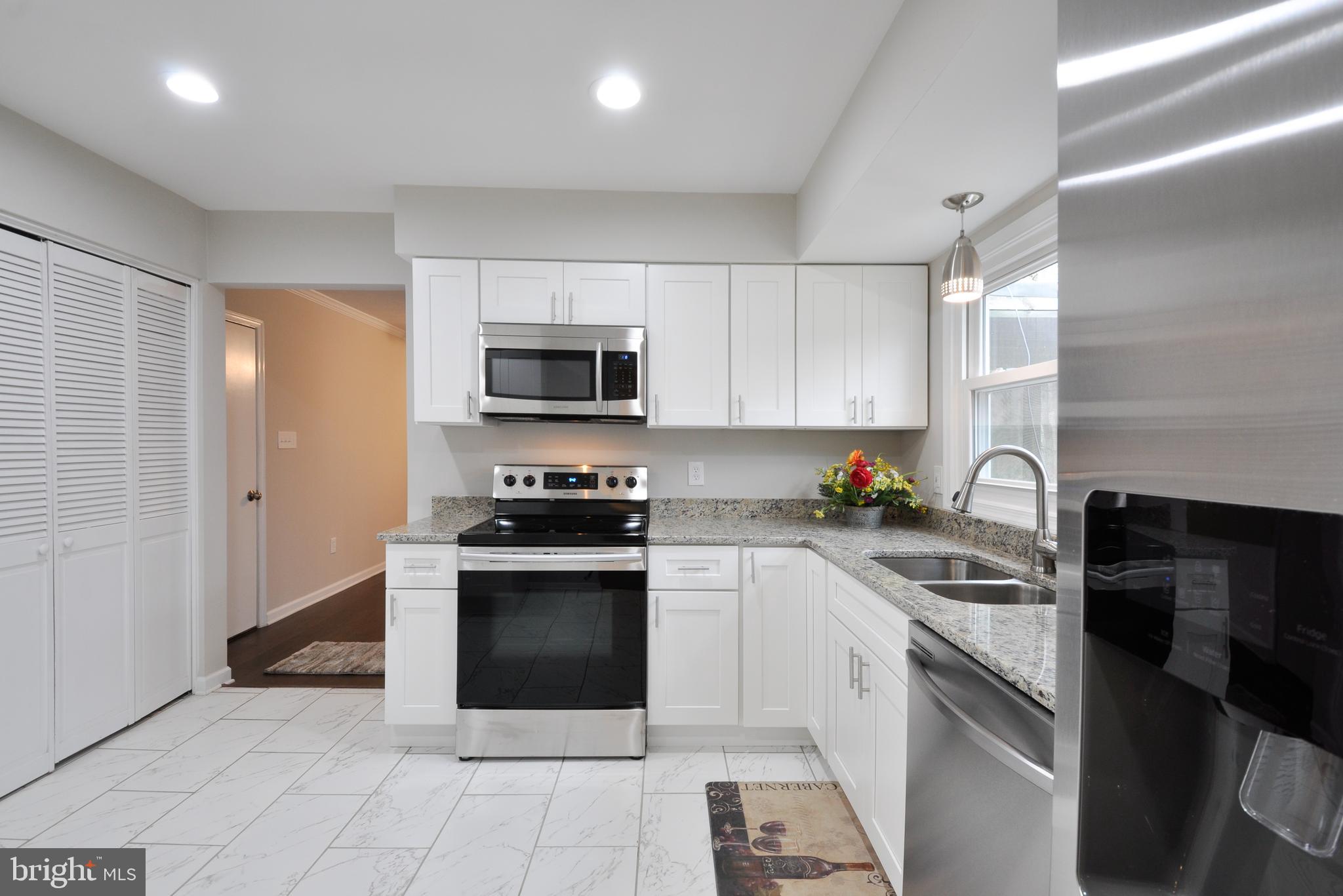 4018 Ensors Shop Road Midland, VA 22728 - Photo 14 of 41 Brand New Kitchen