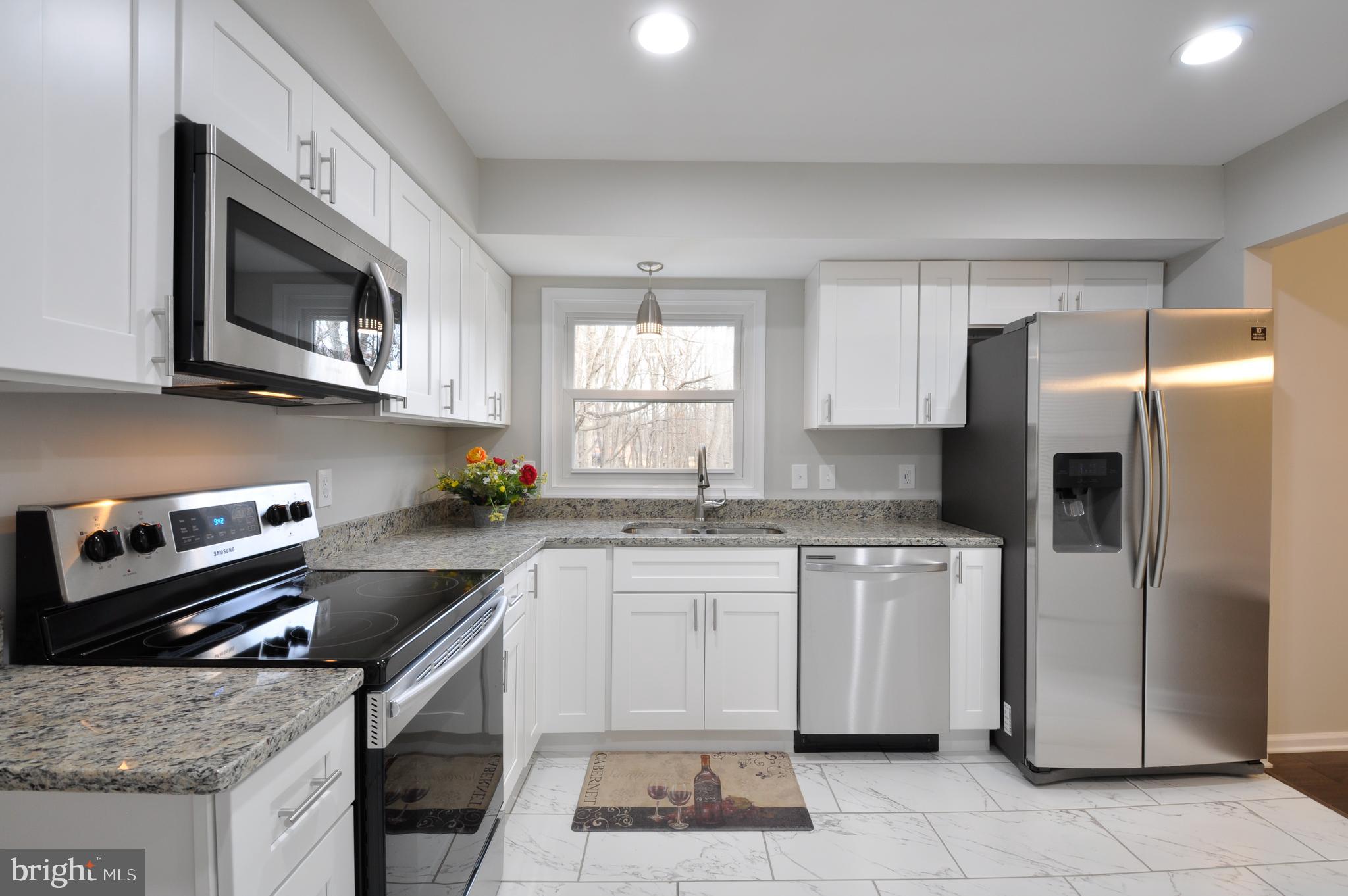 4018 Ensors Shop Road Midland, VA 22728 - Photo 17 of 41 Brand New Kitchen