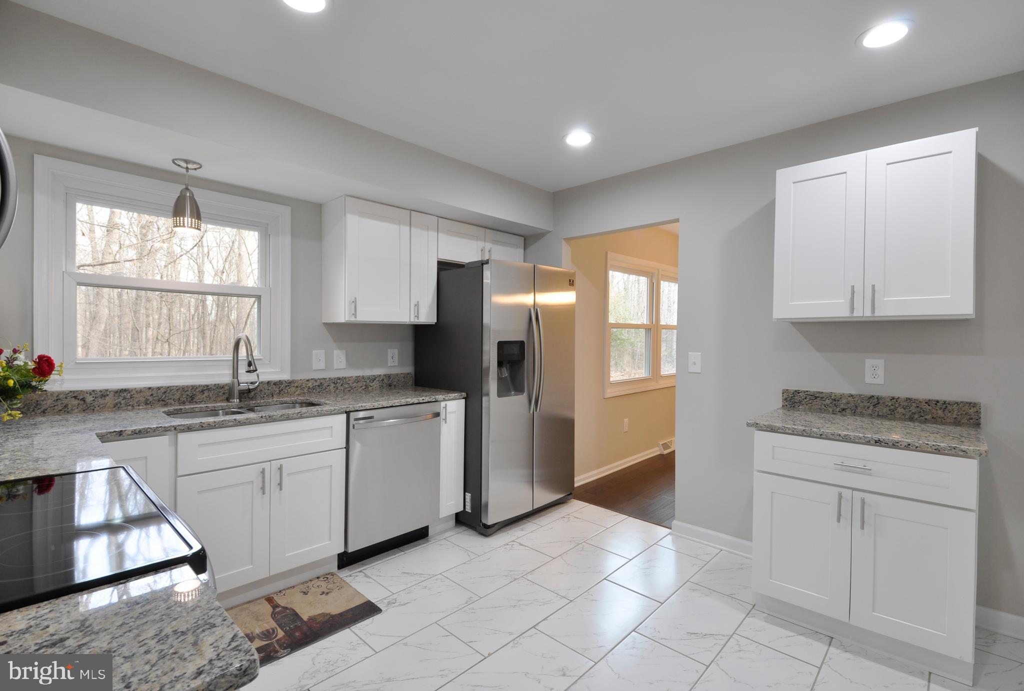 4018 Ensors Shop Road Midland, VA 22728 - Photo 18 of 41 Brand New Kitchen