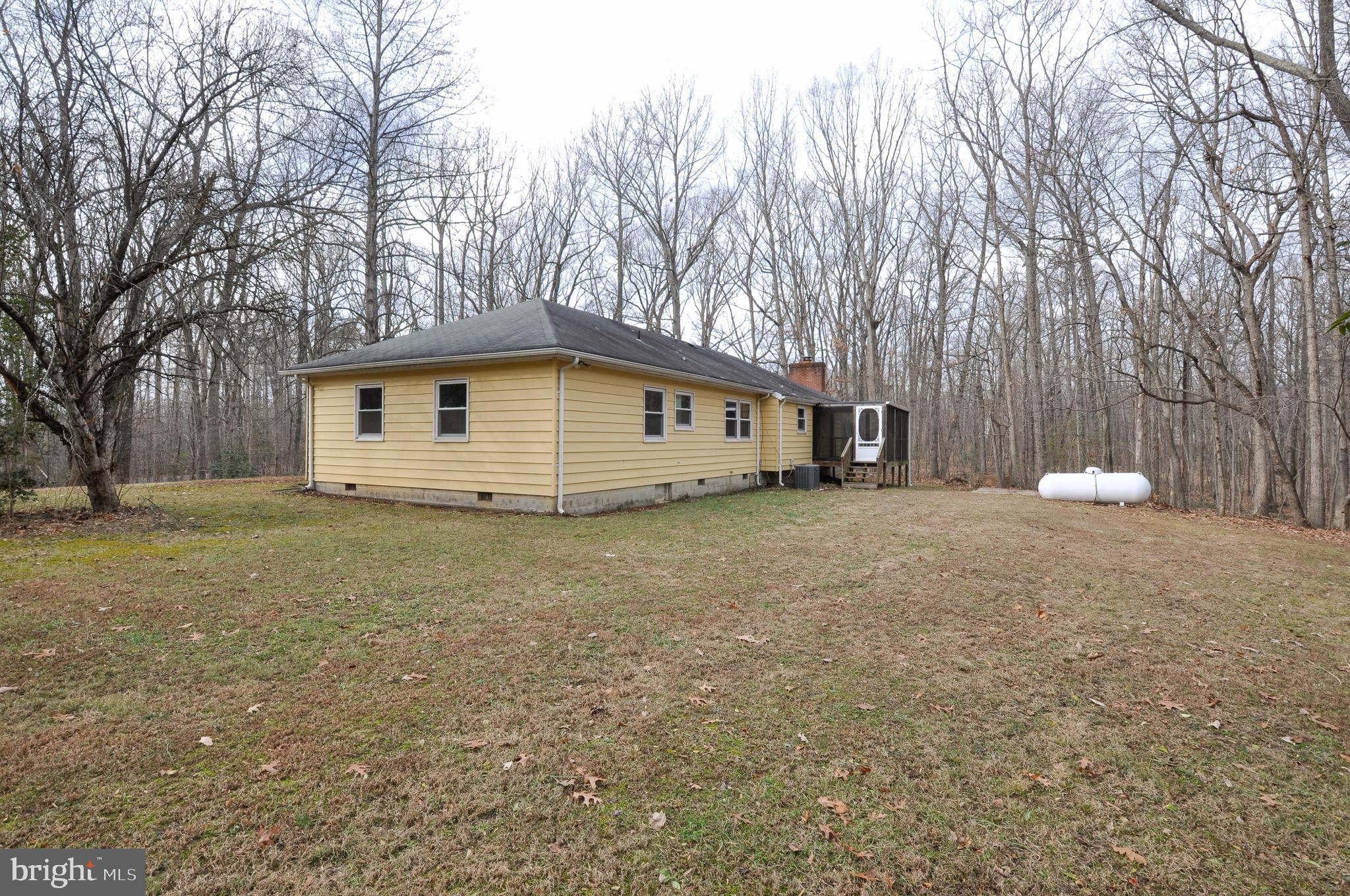 4018 Ensors Shop Road Midland, VA 22728 - Photo 40 of 41 Rear