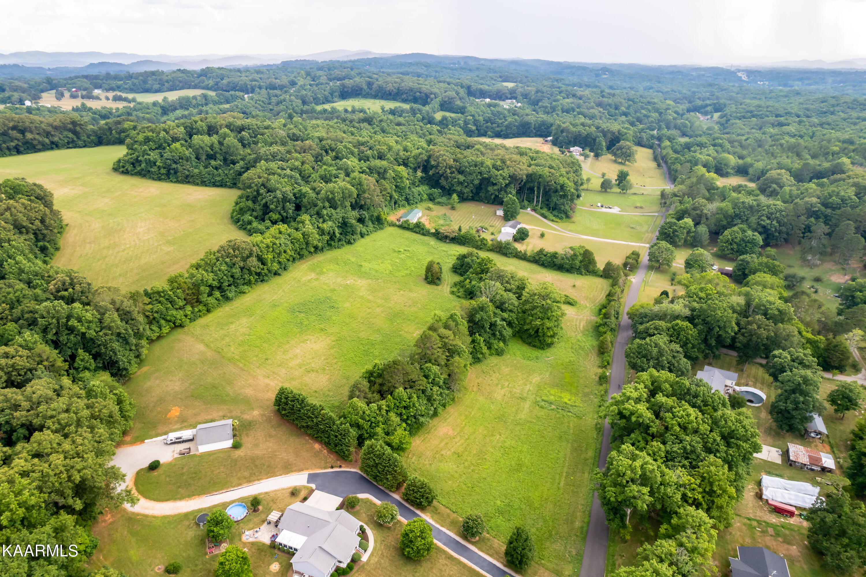 10042 Stringtown Road Strawberry Plains, TN 37871 - Photo 5 of 14 10042Stringtownrd-18