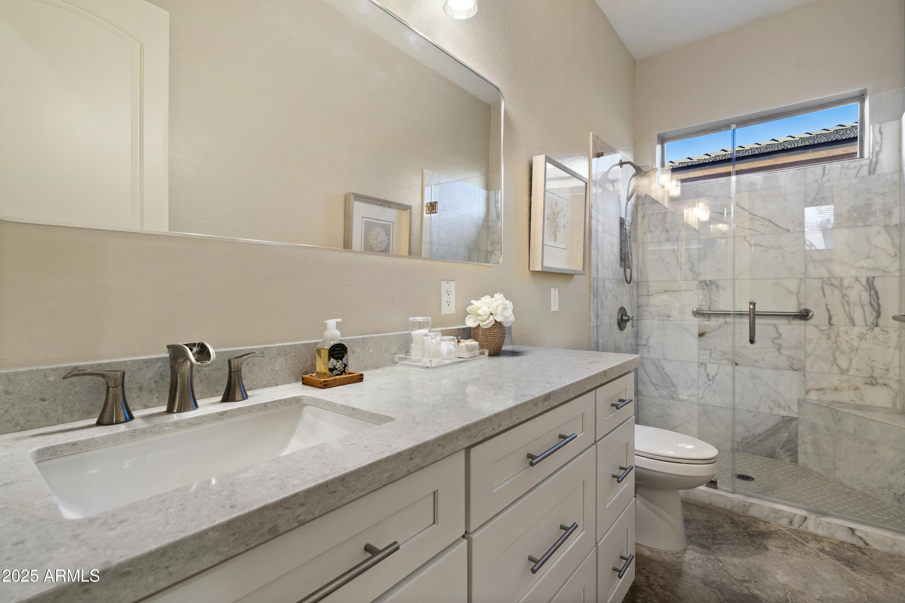 17923 West Narramore Road Goodyear, AZ 85338 - Photo 23 of 73 Guest Bathroom