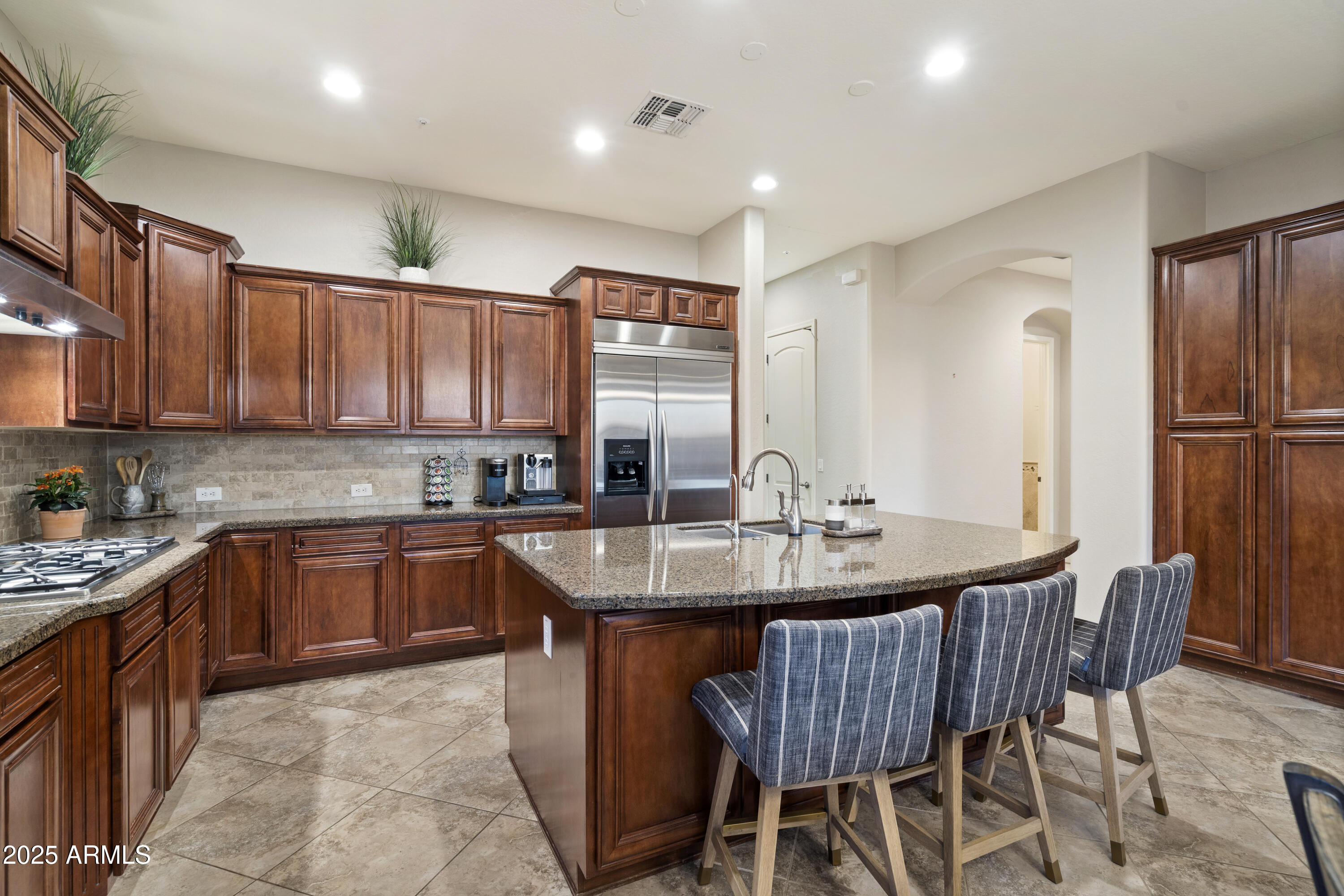17923 West Narramore Road Goodyear, AZ 85338 - Photo 9 of 73 Photo103397547 (11)2000x1333