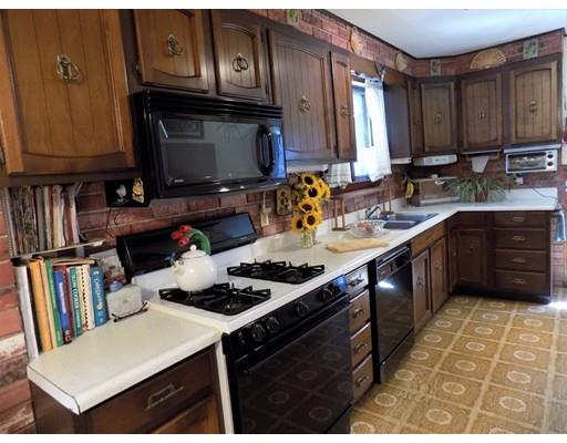 29 Cornell Road Westport, MA 02790 - Photo 3 of 18