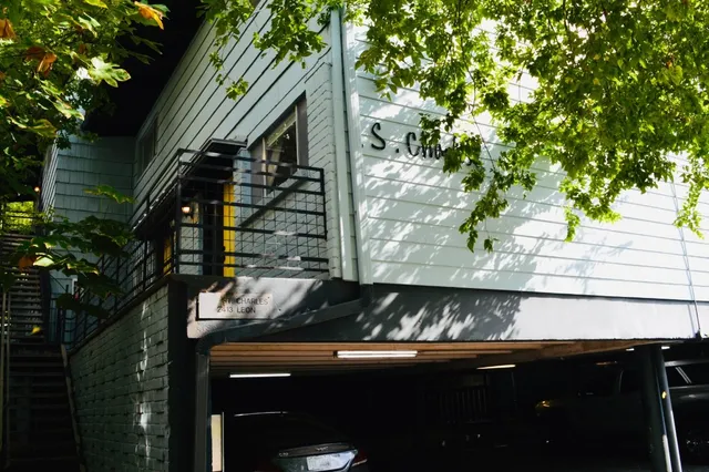 $975 | 2413 Leon Street, Unit 105, Austin, TX 78705