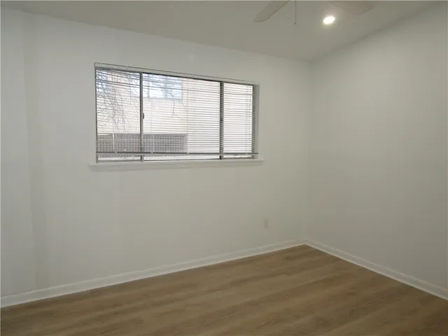 $975 | 2413 Leon Street, Unit 105, Austin, TX 78705