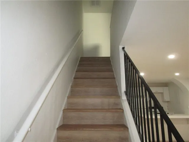 $975 | 2413 Leon Street, Unit 105, Austin, TX 78705