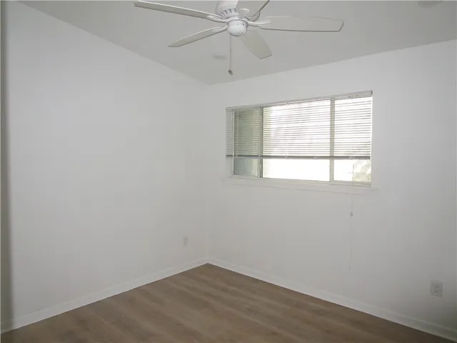 $975 | 2413 Leon Street, Unit 105, Austin, TX 78705