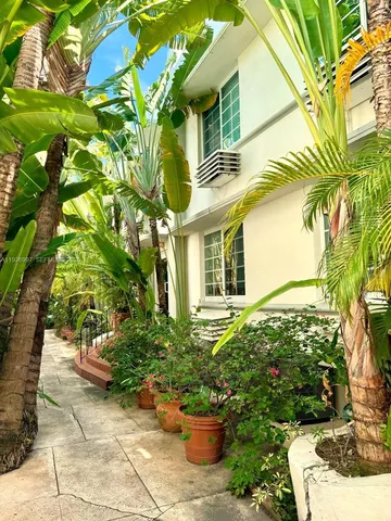 $270,900 | 349 Meridian Avenue, Unit B202, Miami Beach, FL 33139
