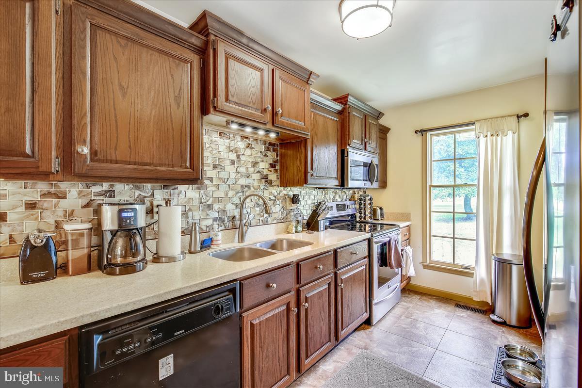 3949 Jesterville Road Tyaskin, MD 21865 - Photo 15 of 80 Kitchen