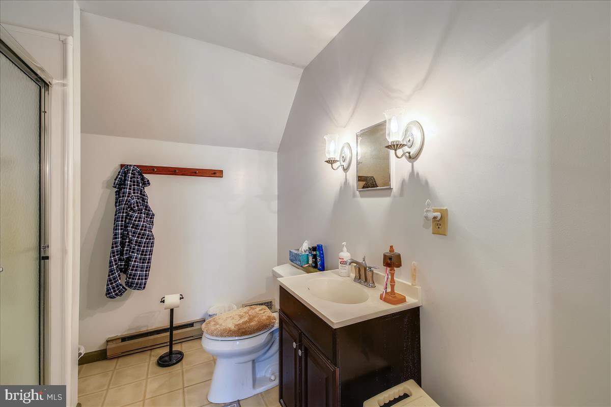 3949 Jesterville Road Tyaskin, MD 21865 - Photo 29 of 80 Upstairs full bath