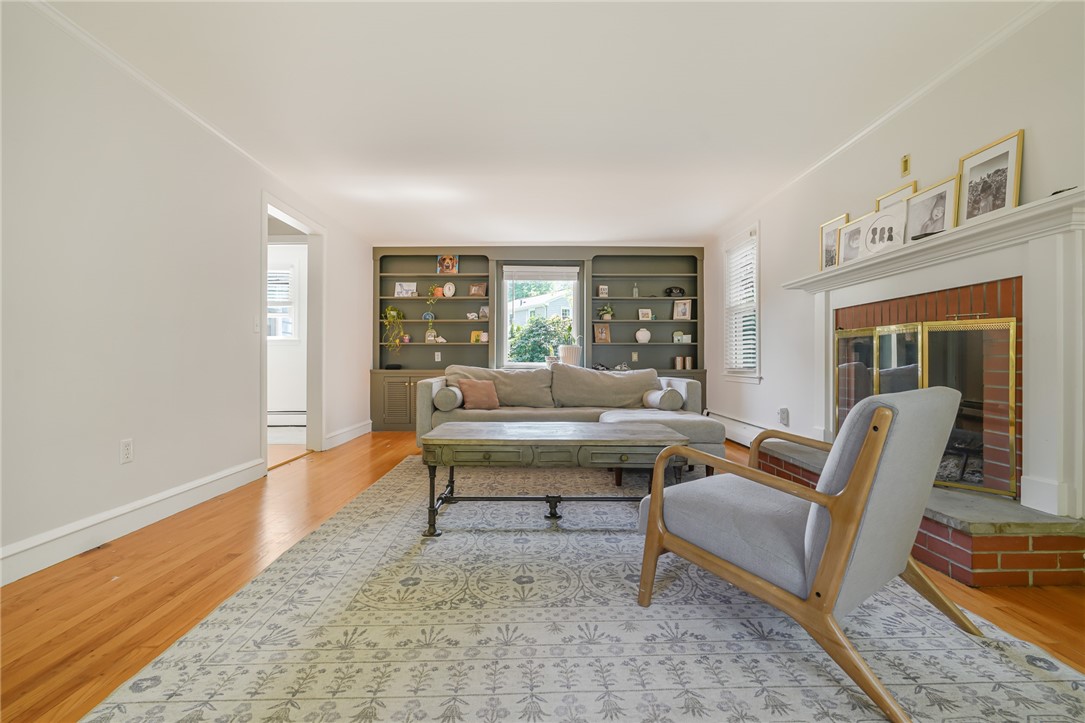 5 Indigo Road Barrington, RI 02806 - Photo 7 of 46