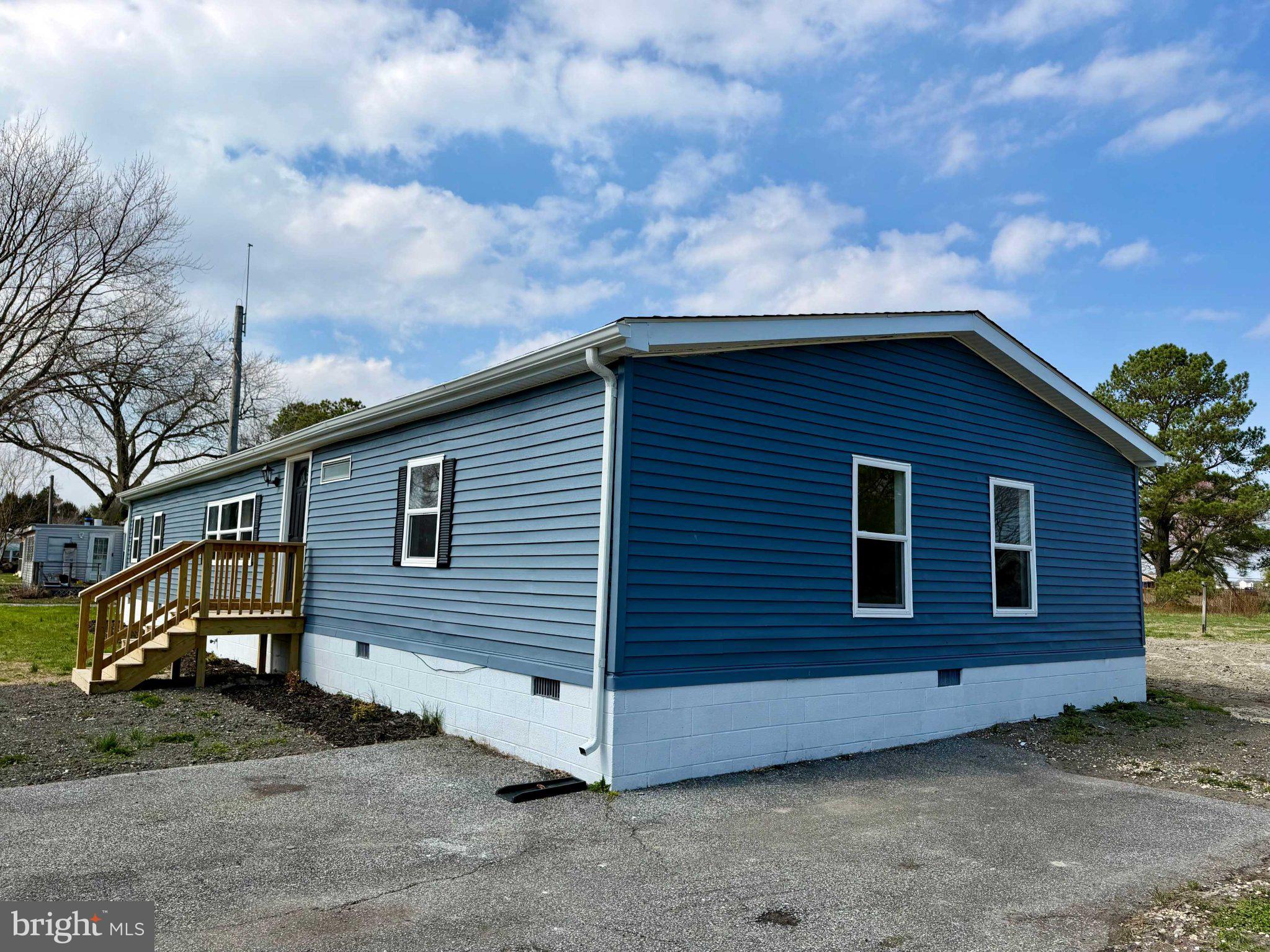 17335 Isdell Road Milford, DE 19963 - Photo 3 of 18 a view of a house