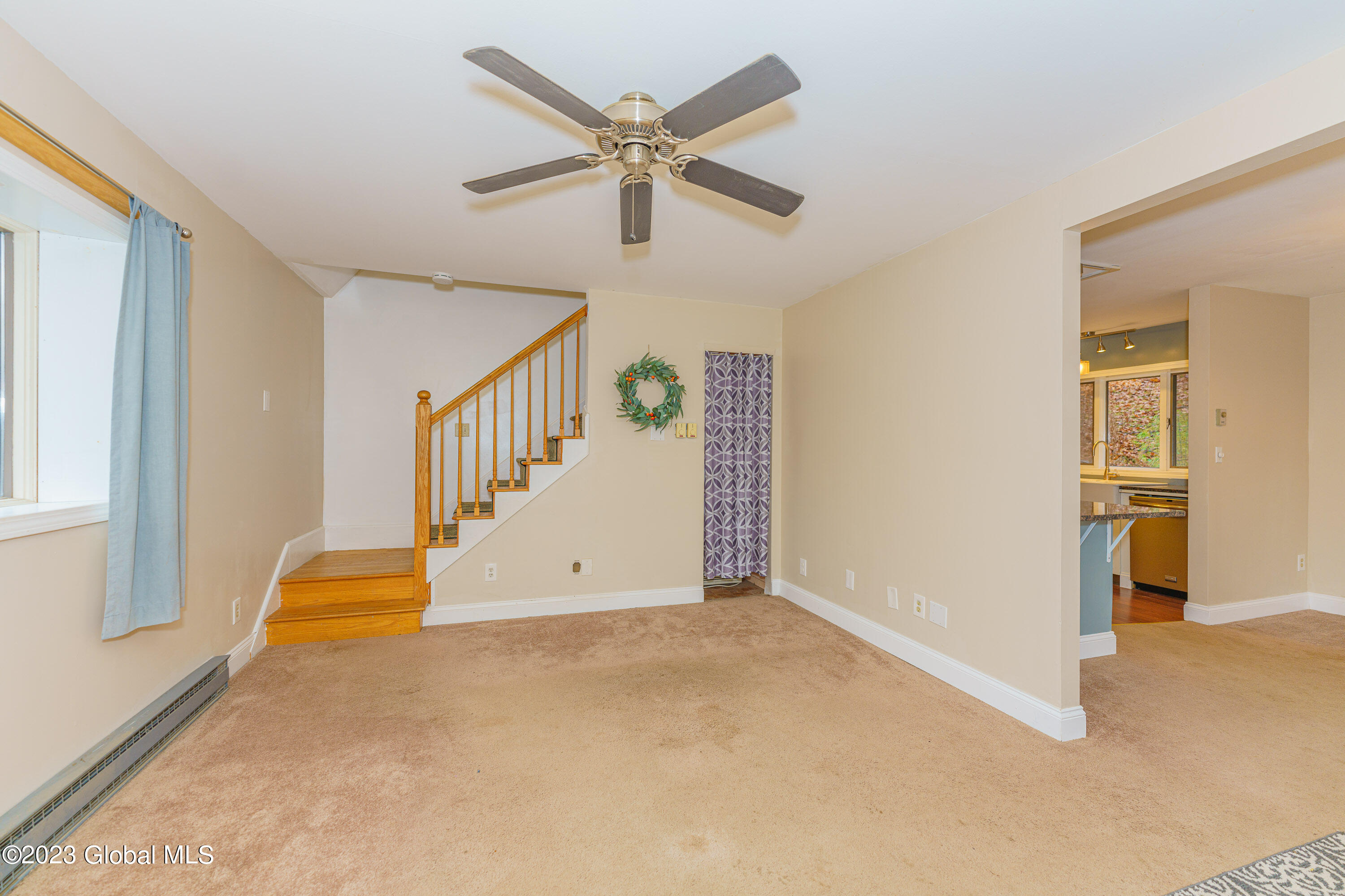 47 St Croix Drive Hoosick, NY 12057 - Photo 11 of 37 1 Livingroom 4