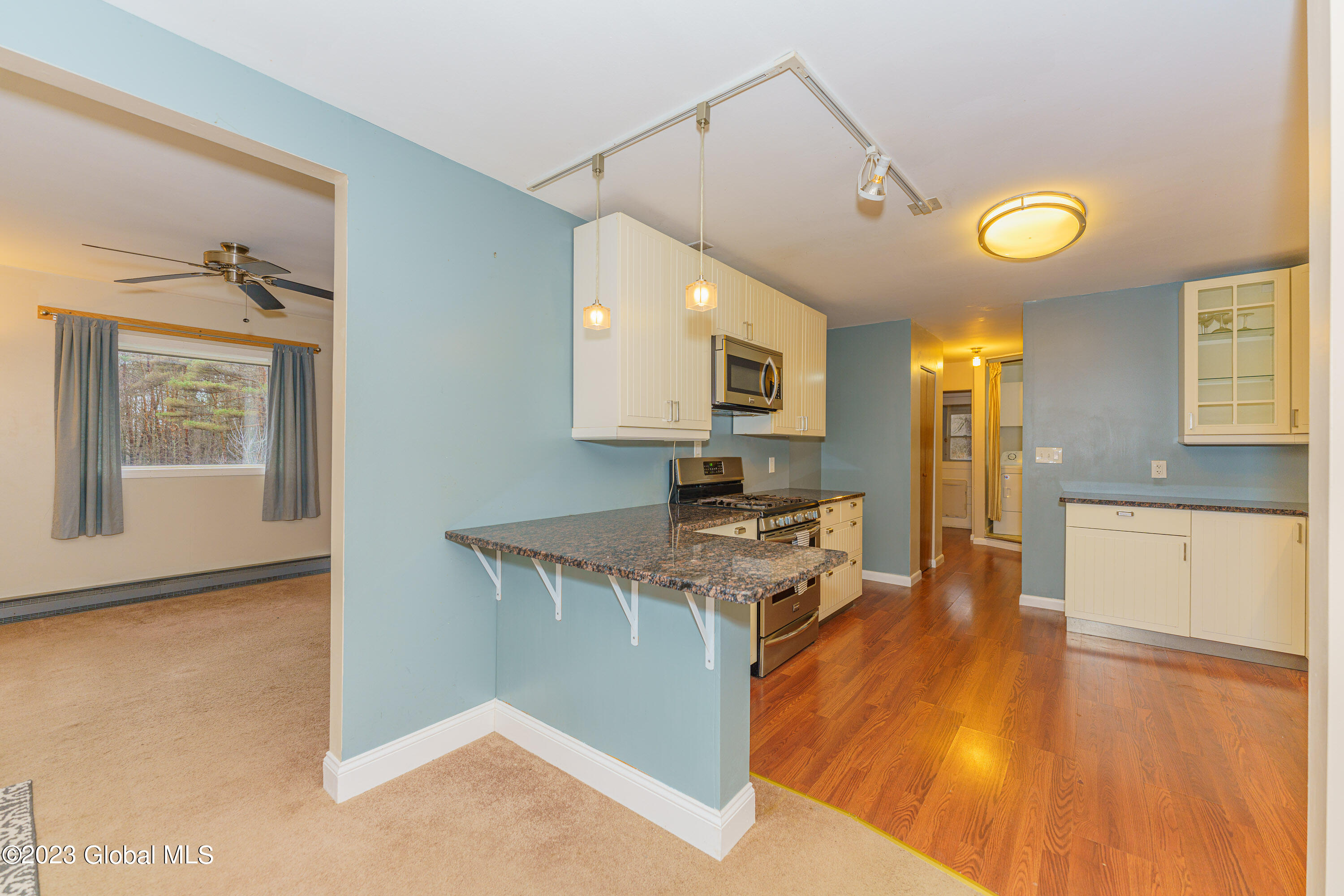 47 St Croix Drive Hoosick, NY 12057 - Photo 16 of 37 3 Kitchen 2