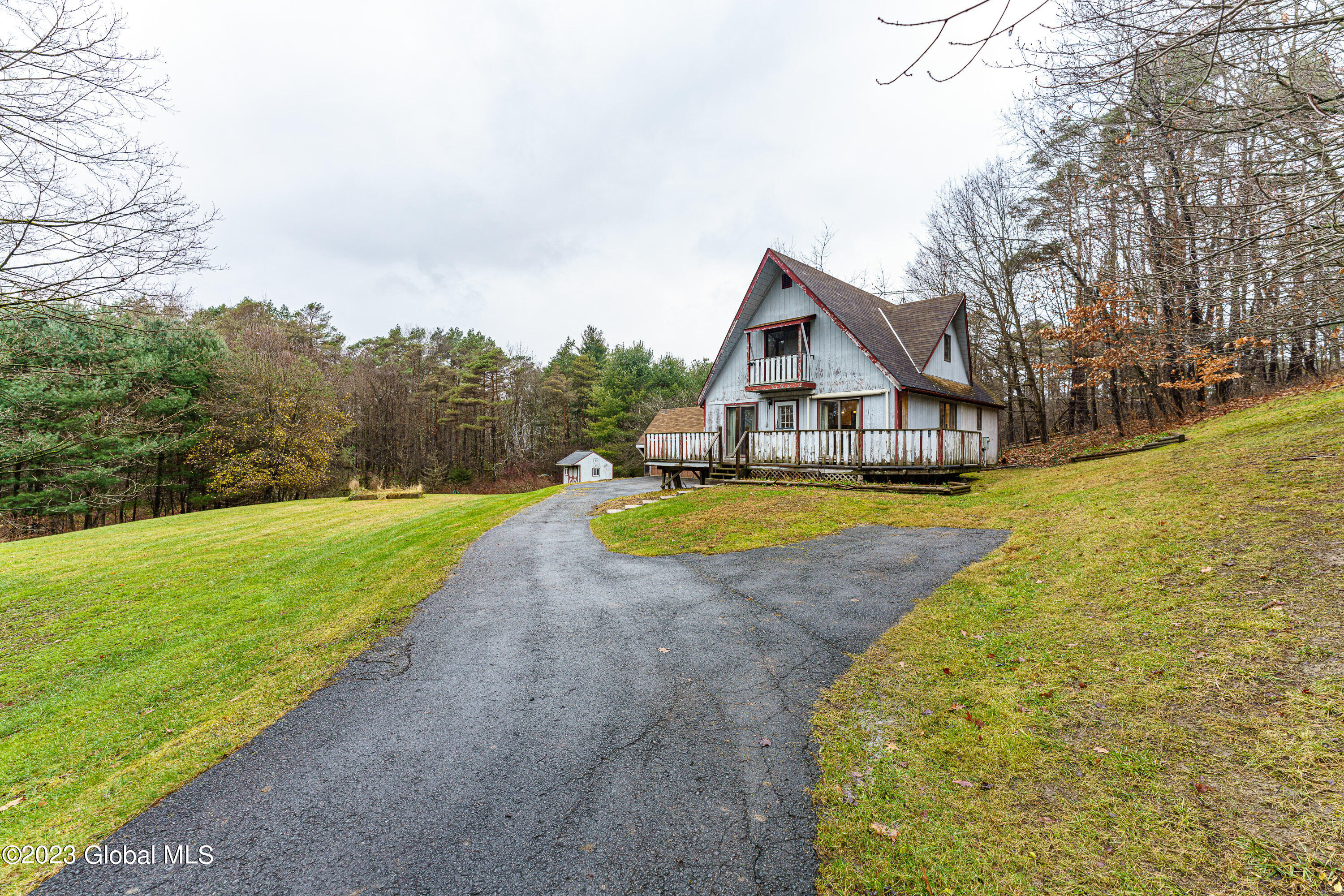 47 St Croix Drive Hoosick, NY 12057 - Photo 5 of 37 0 Front 3