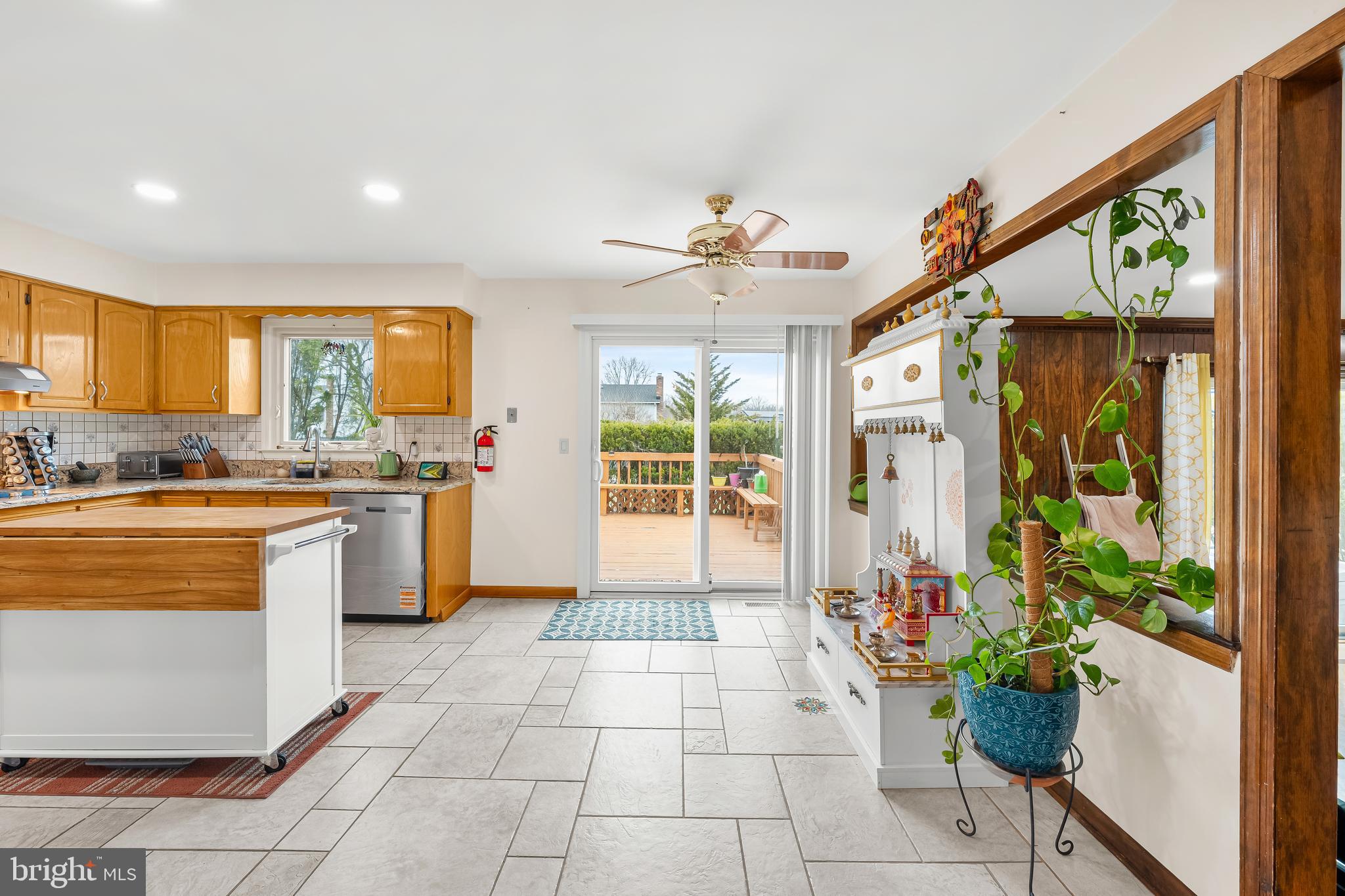 6 Stafford Road Monmouth Junction, NJ 08852 - Photo 17 of 68