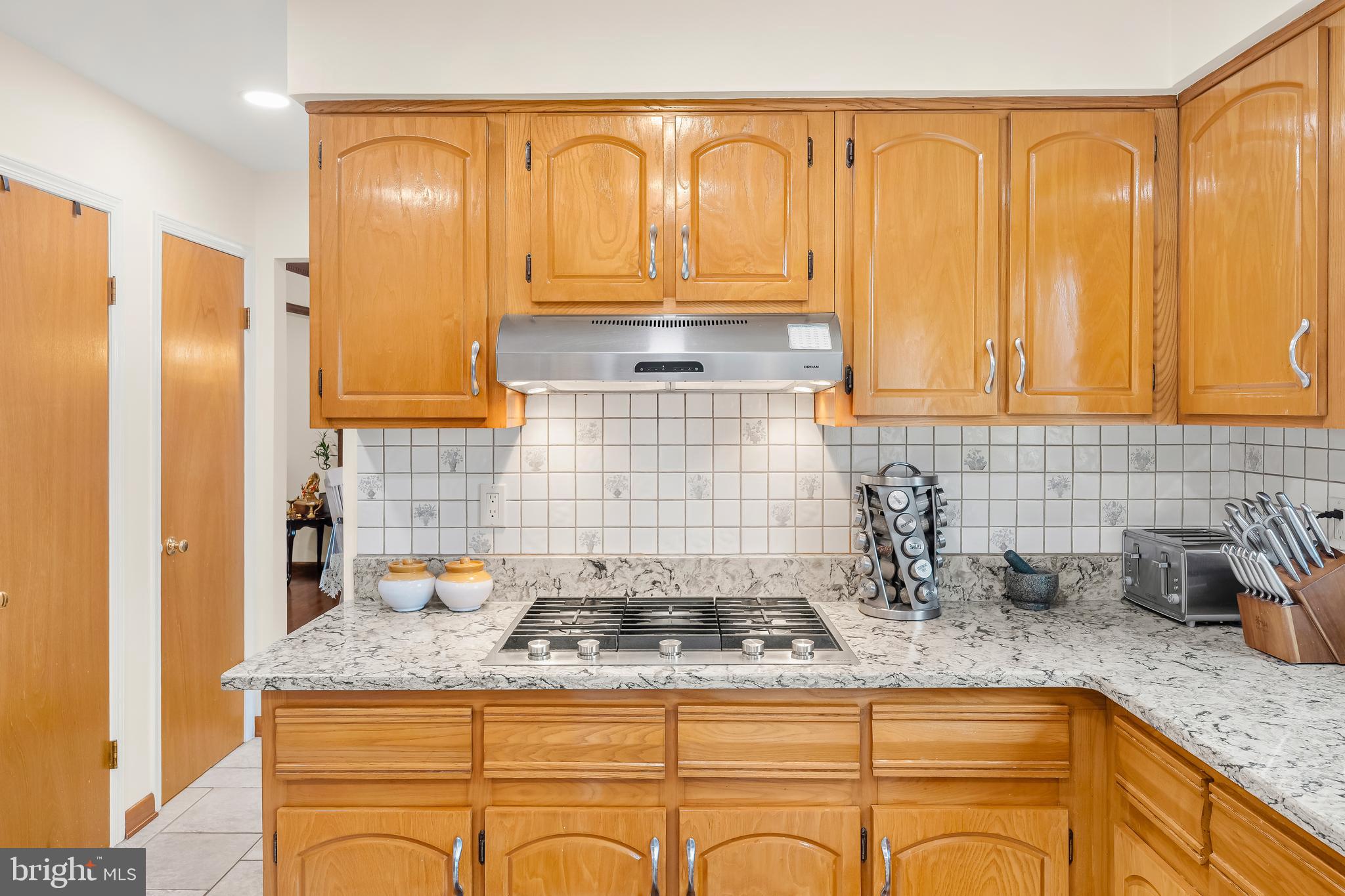 6 Stafford Road Monmouth Junction, NJ 08852 - Photo 22 of 68