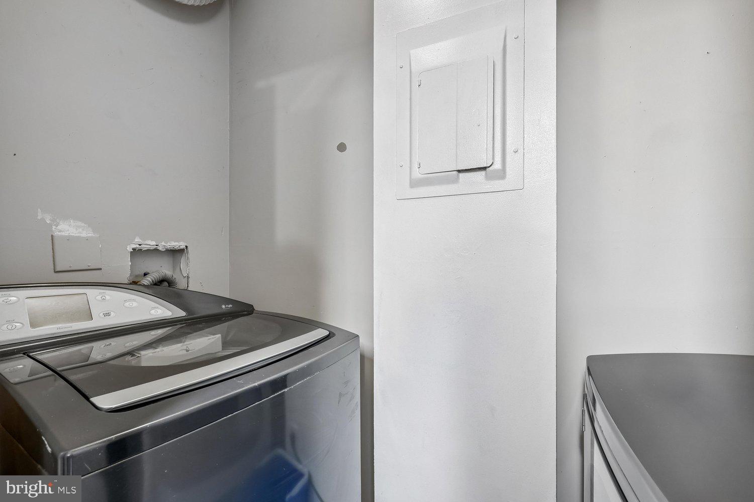 12902 Churchill Ridge Circle, Unit 7 Germantown, MD 20874 - Photo 22 of 58 Laundry