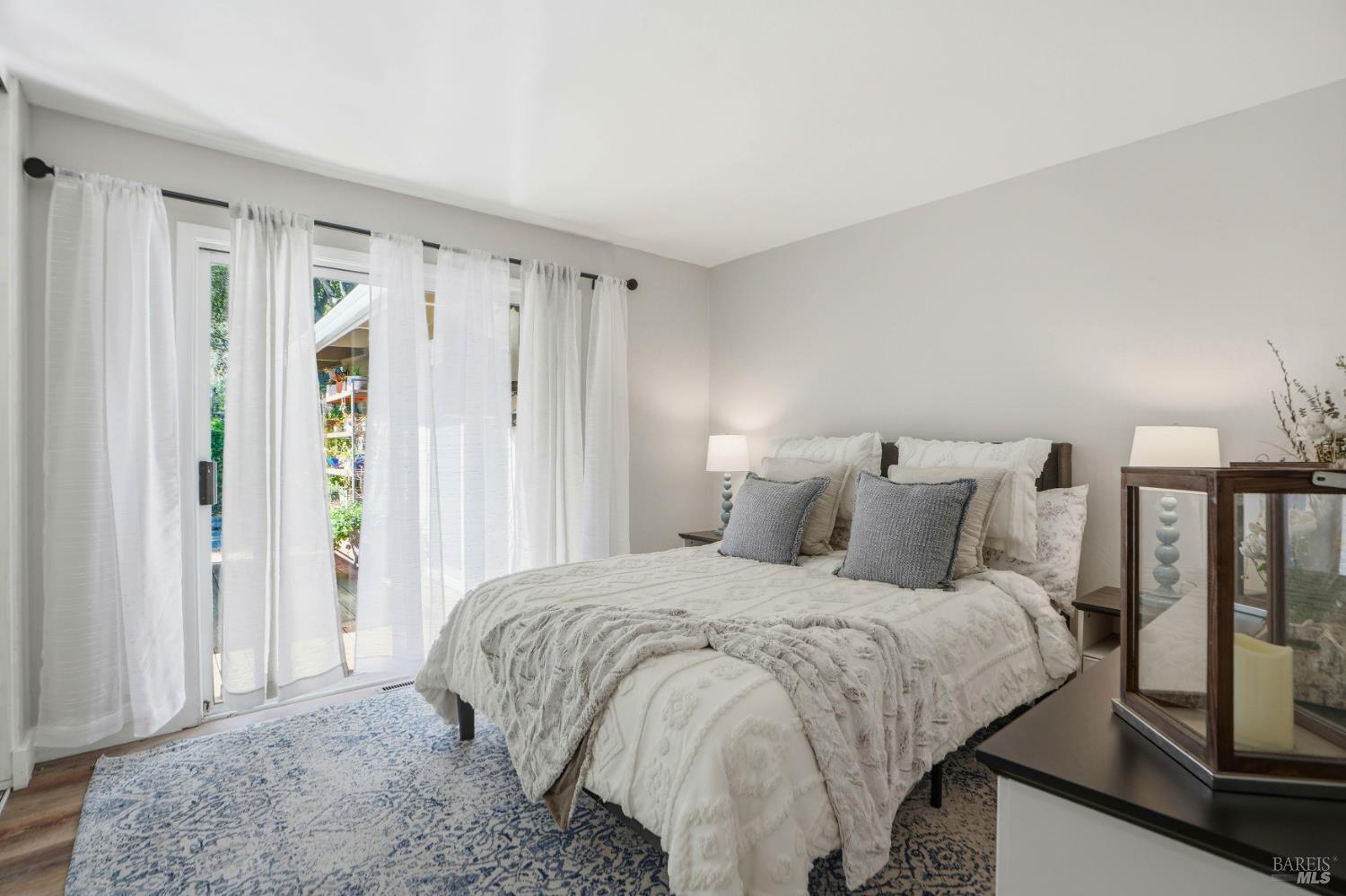 28 Washington Street Novato, CA 94947 - Photo 18 of 25