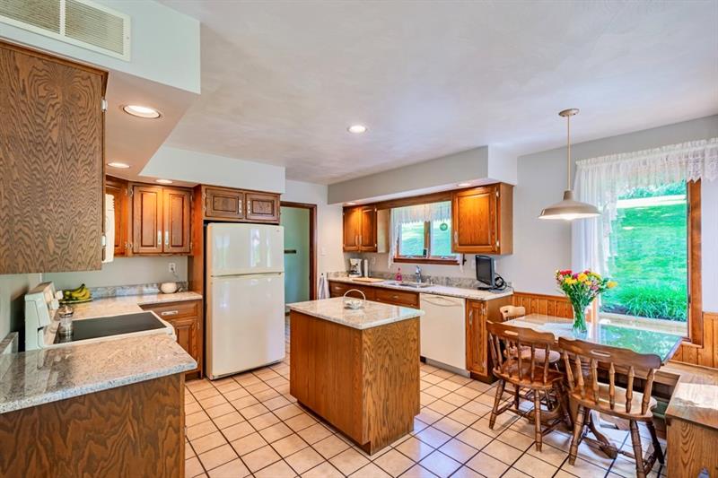 420 Marguerite Road Latrobe, PA 15650 - Photo 16 of 25 Gallery Image 16