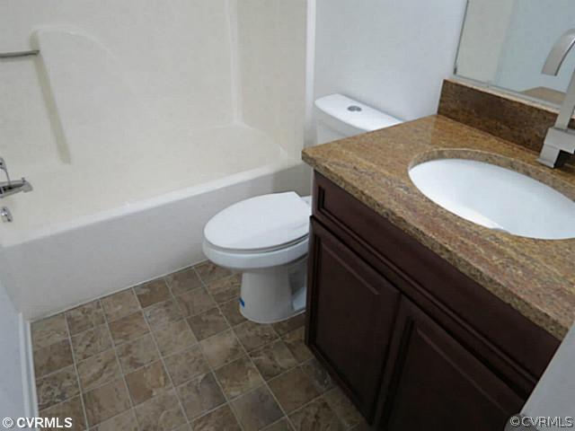 8831 Pleasant Ridge Road North Chesterfield, VA 23237 - Photo 8 of 18 Bathroom - GRANITE vanity, high efficiency toilet