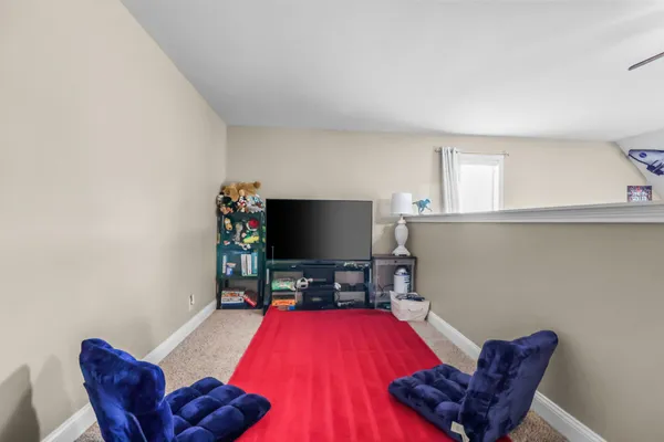 $2,400 | 951 Willow Circle, Clarksville, TN 37043