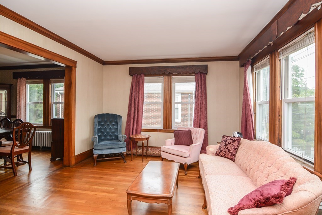 36 Wiltshire Road, Unit 36 Newton, MA 02458 - Photo 3 of 14 Gallery Image 3