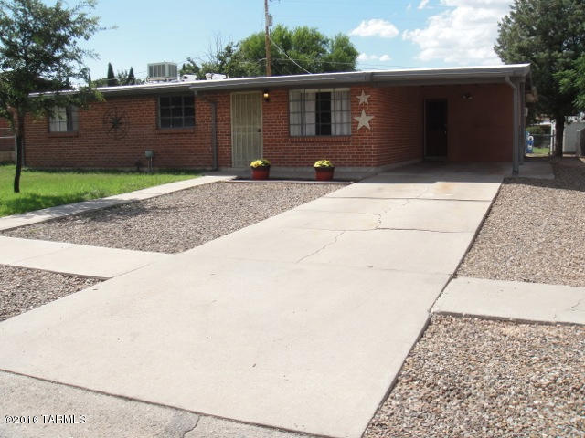 623 East Post Road Benson, AZ 85602 - Photo 2 of 48