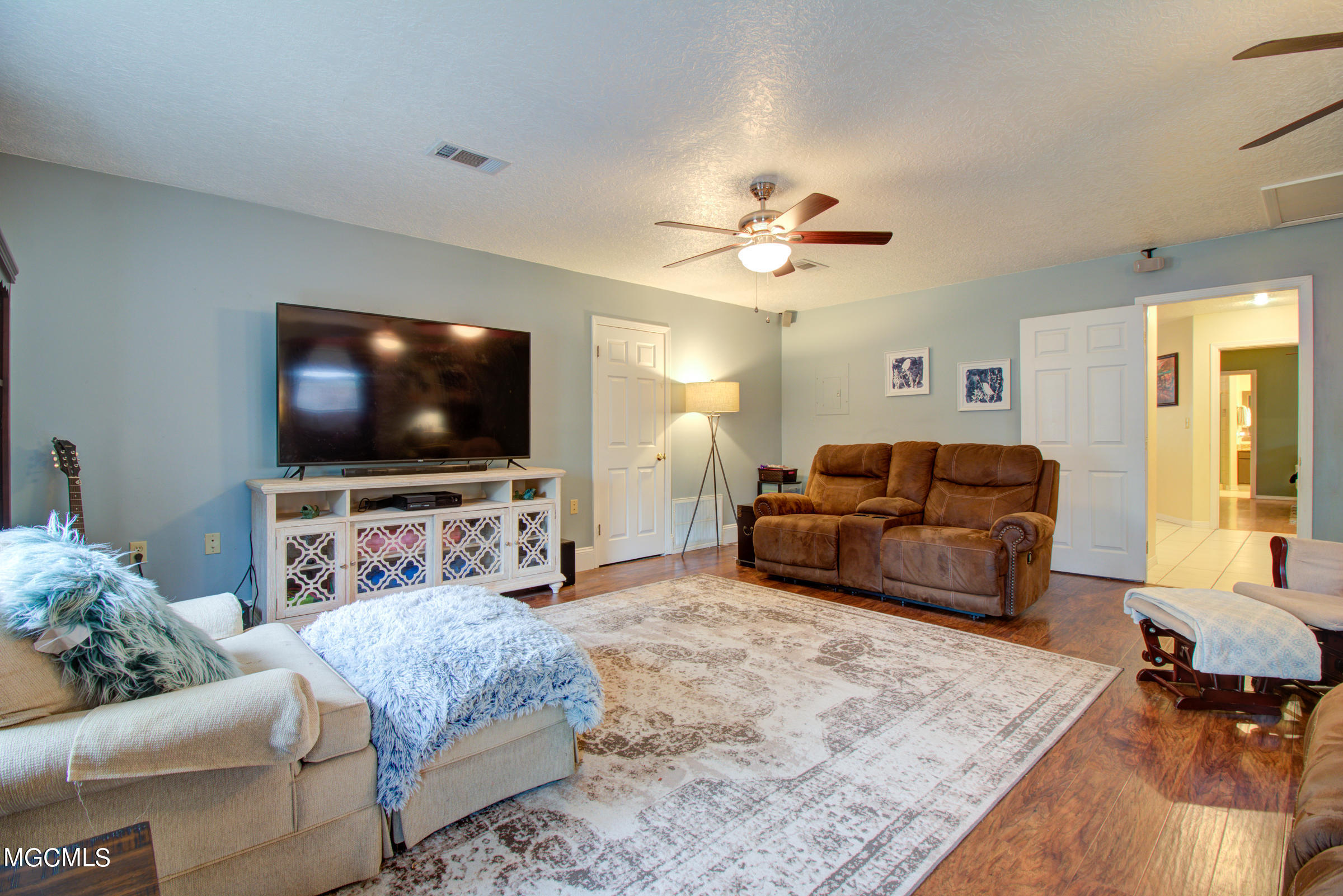 9421 Pointe Aux Chenes Road Ocean Springs, MS 39564 - Photo 32 of 50 9421 Pointe Aux Chenes (88)
