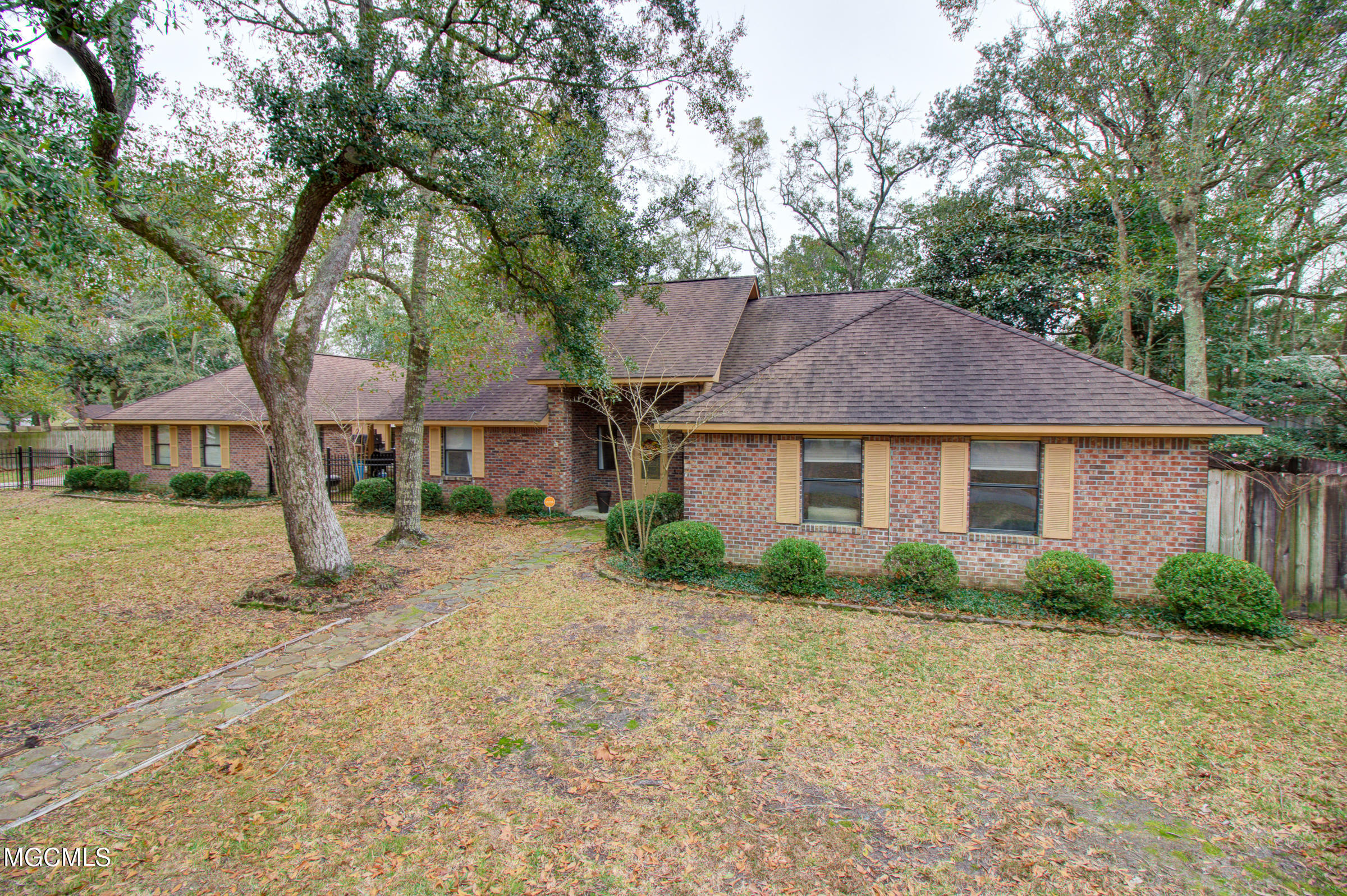 9421 Pointe Aux Chenes Road Ocean Springs, MS 39564 - Photo 38 of 50 9421 Pointe Aux Chenes (2)