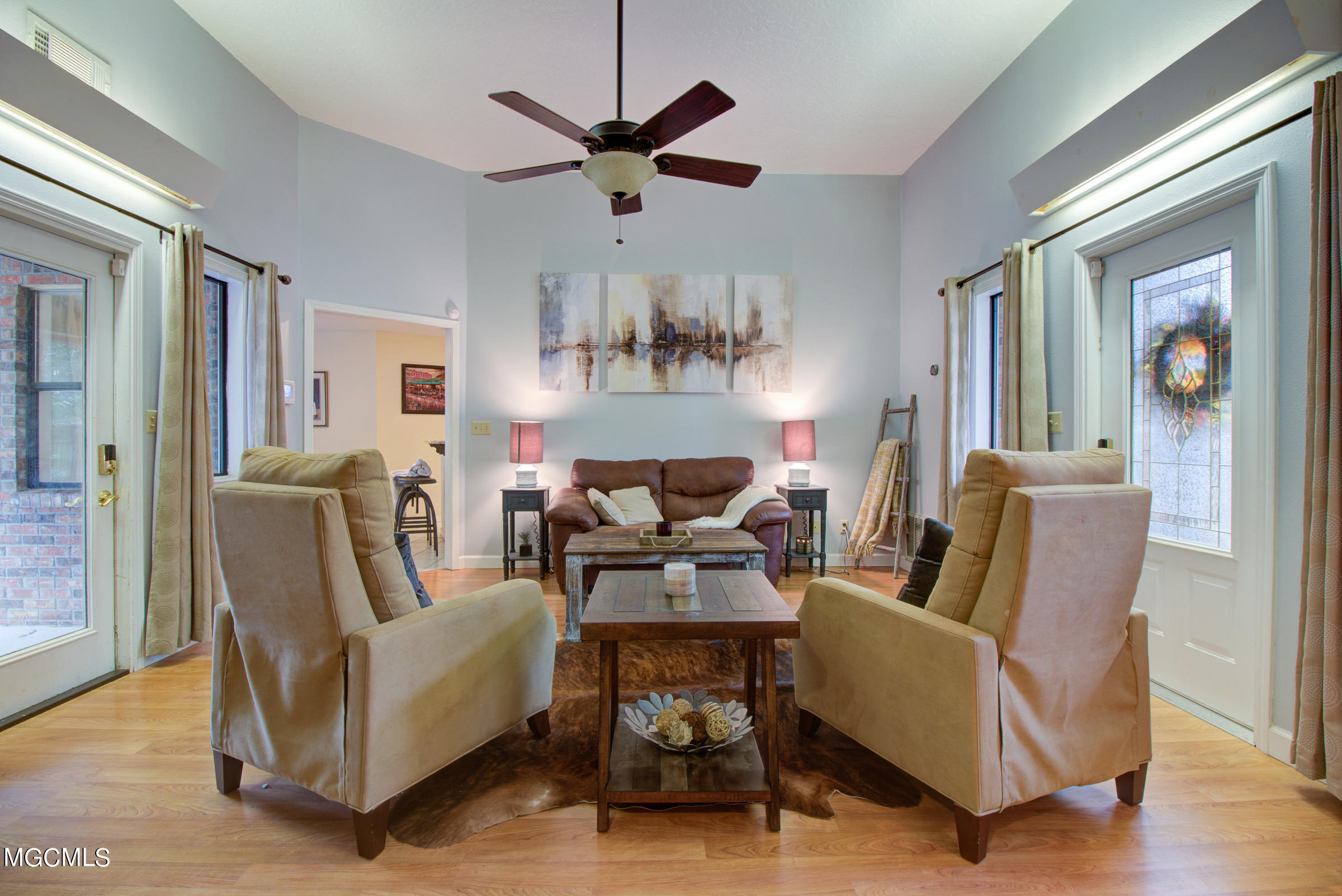 9421 Pointe Aux Chenes Road Ocean Springs, MS 39564 - Photo 7 of 50 9421 Pointe Aux Chenes (31)