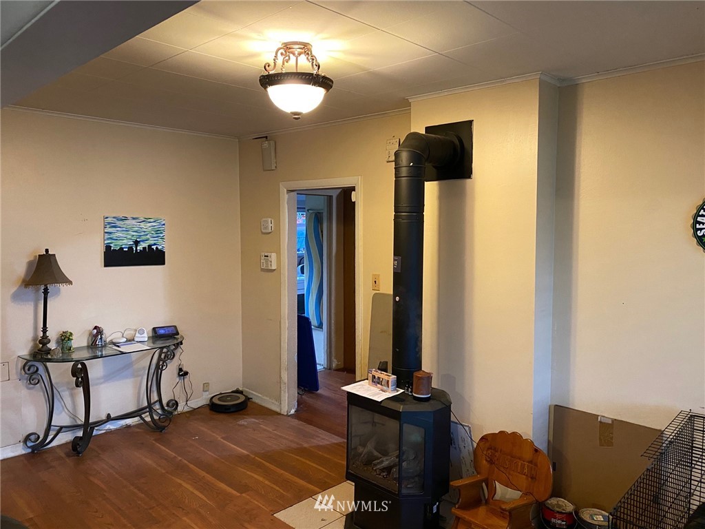 169 Southwest Lewis Street Chehalis, WA 98532 - Photo 7 of 16 Gallery Image 7