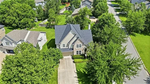 $550,000 | 16660 West 155th Terrace, Olathe, KS 66062