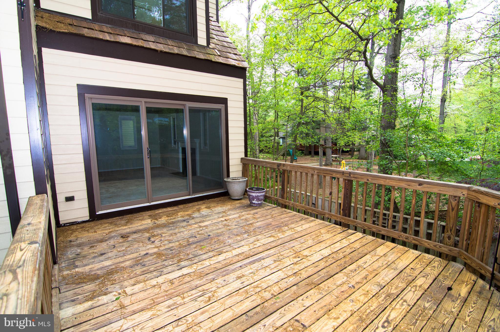 1508 Farsta Court Reston, VA 20190 - Photo 5 of 30 Deck off Living Room