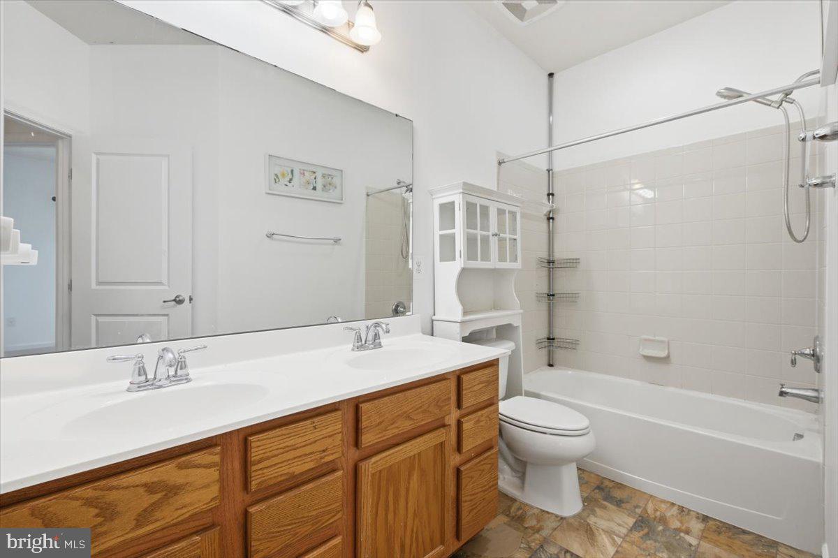 7411 Brunson Circle Gainesville, VA 20155 - Photo 14 of 22