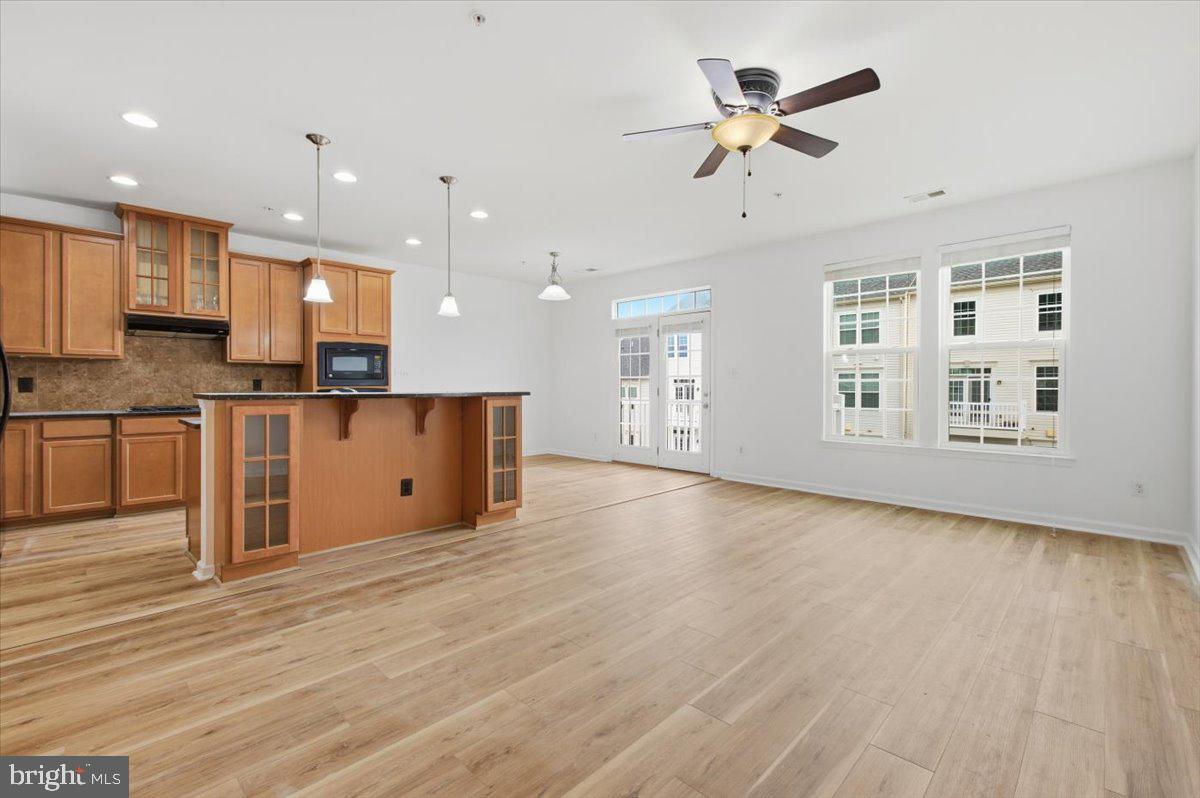 7411 Brunson Circle Gainesville, VA 20155 - Photo 7 of 22