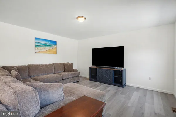 $499,999 | 3660 Pebble Run Drive, Dover, PA 17315