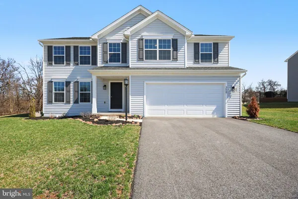 $499,999 | 3660 Pebble Run Drive, Dover, PA 17315