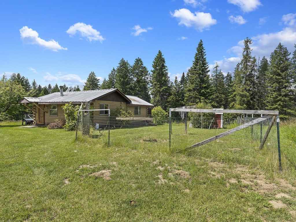 4711 G Springdale Hunters Road Springdale, WA 99173 - Photo 2 of 26
