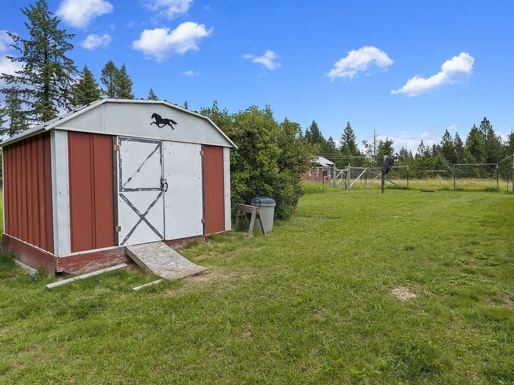 4711 G Springdale Hunters Road Springdale, WA 99173 - Photo 16 of 26