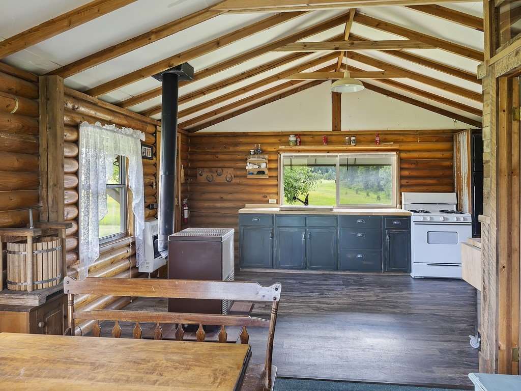 4711 G Springdale Hunters Road Springdale, WA 99173 - Photo 6 of 26