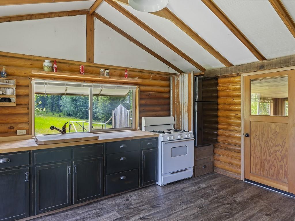 4711 G Springdale Hunters Road Springdale, WA 99173 - Photo 7 of 26